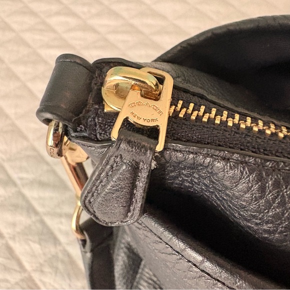 Coach Morgan Satchel Black Pebbled Leather - Picture 3 of 15
